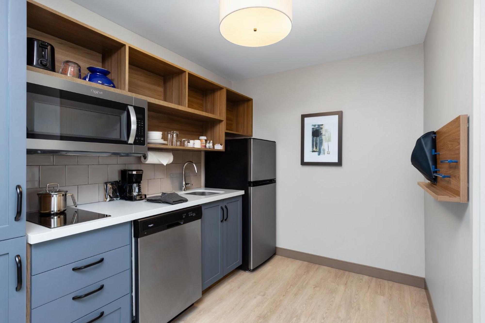 Candlewood By Ihg 2*