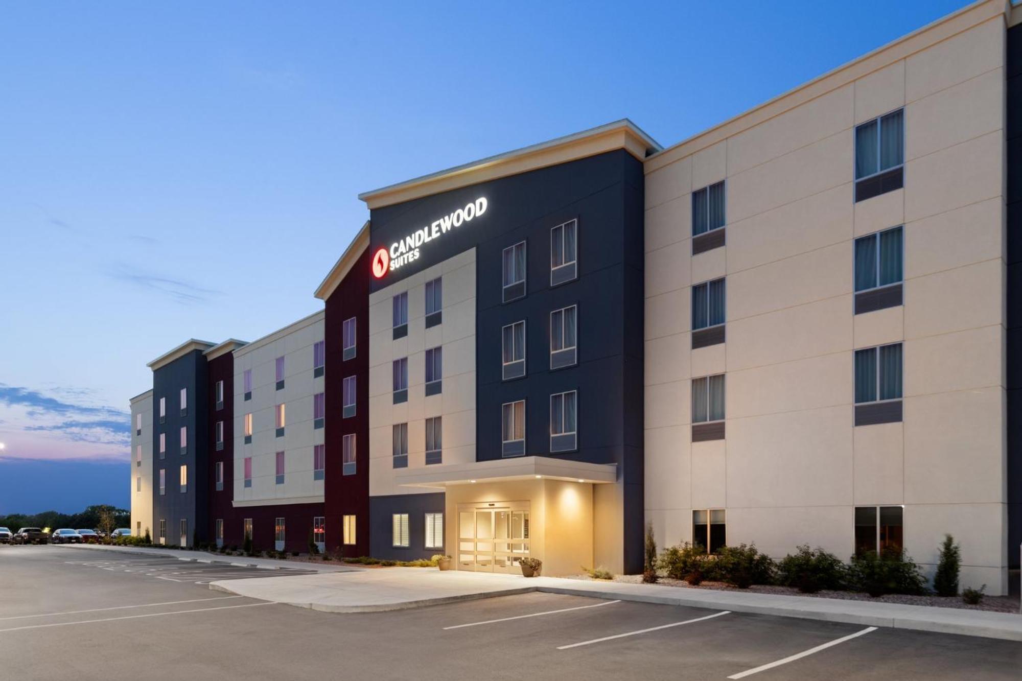 Candlewood By Ihg Hotel